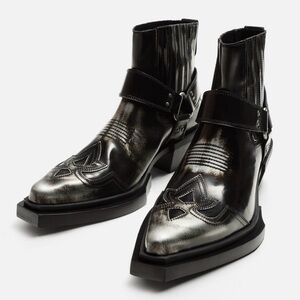 🆕🖤 ZARA  black cowboy boots style